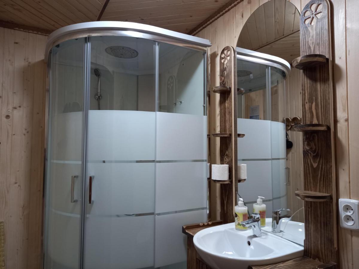 Voyage Tatariv Otel Dış mekan fotoğraf