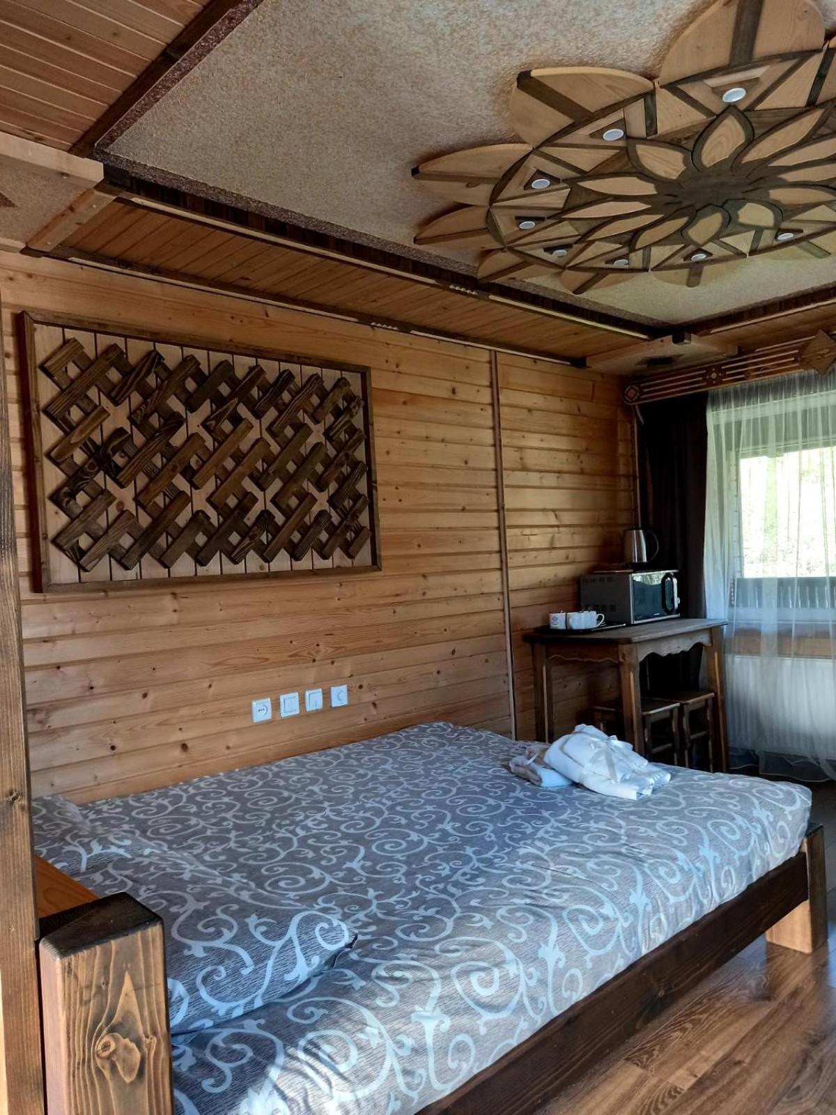 Voyage Tatariv Otel Dış mekan fotoğraf